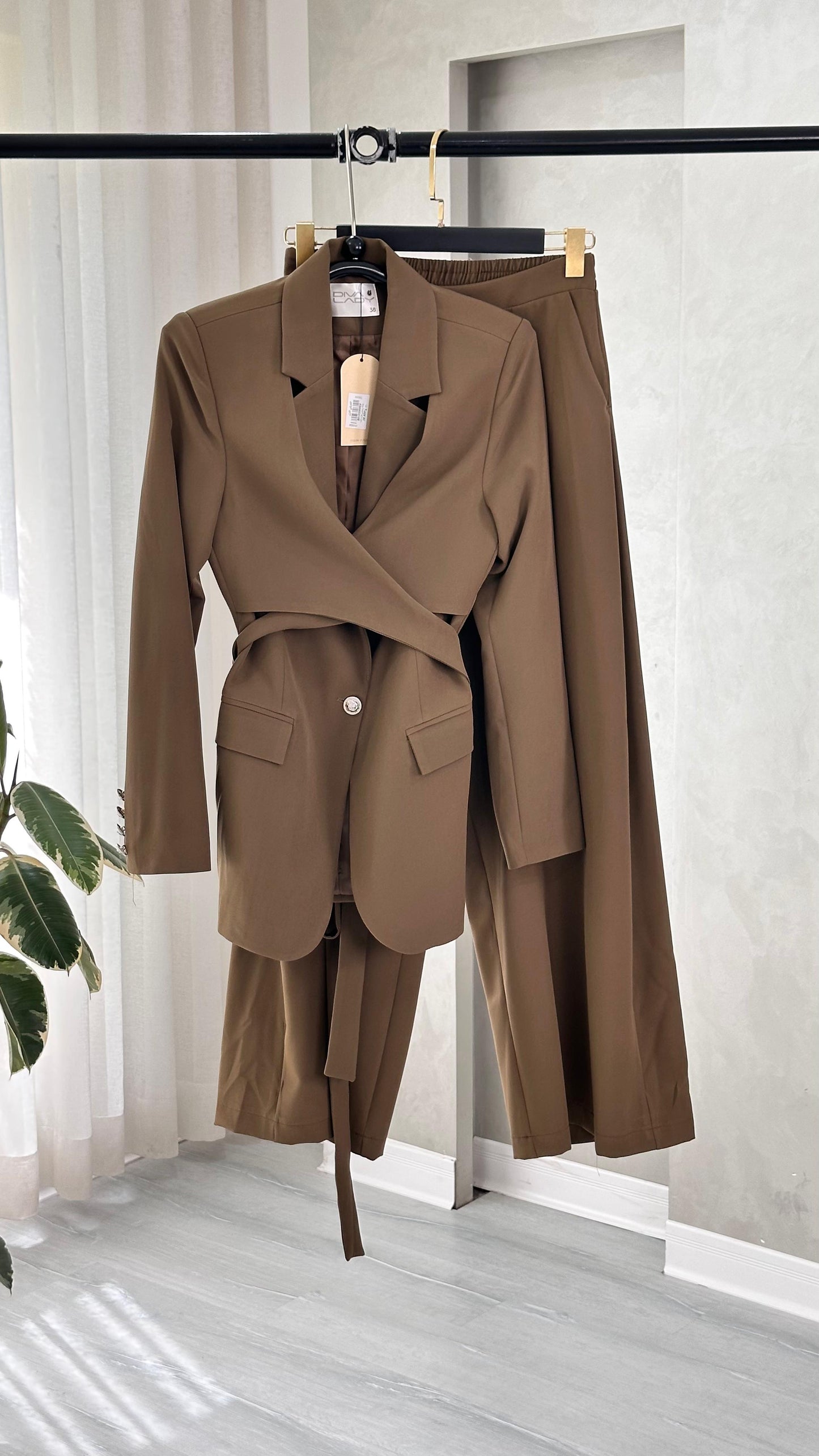 بدلة رسمي حزام لف