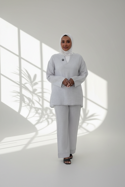 بدلة نسائي