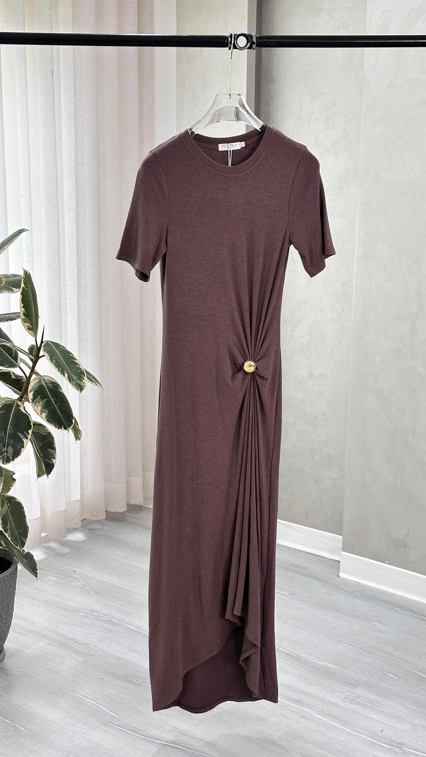 فستان رباط جانبي بكسرات