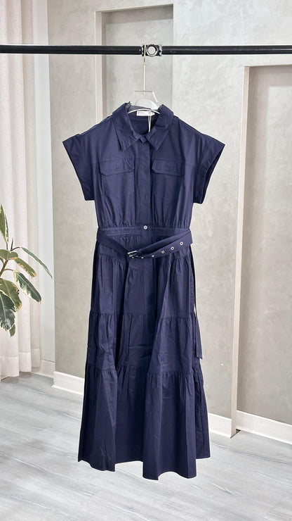 فستان نسائي