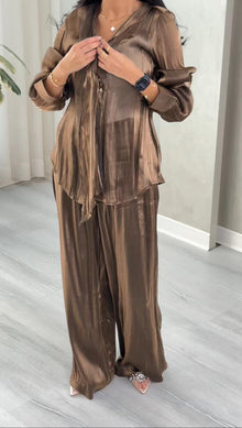 بدلة نسائي مسحبة