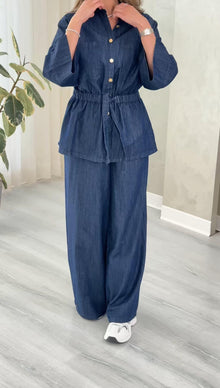 بدلة جينز مع حزام مطاط