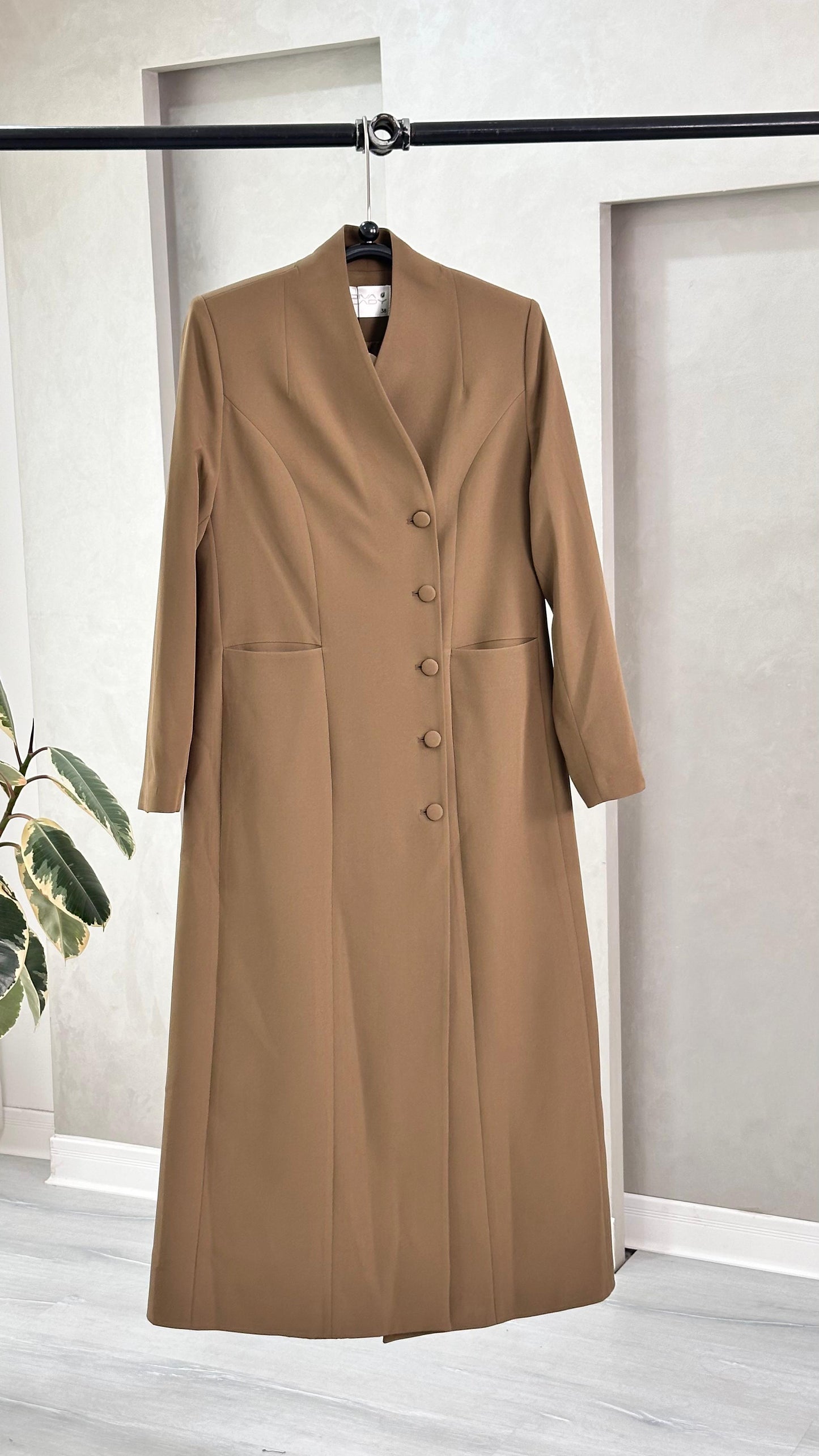 جاكيت نسائي ازرار جانبية