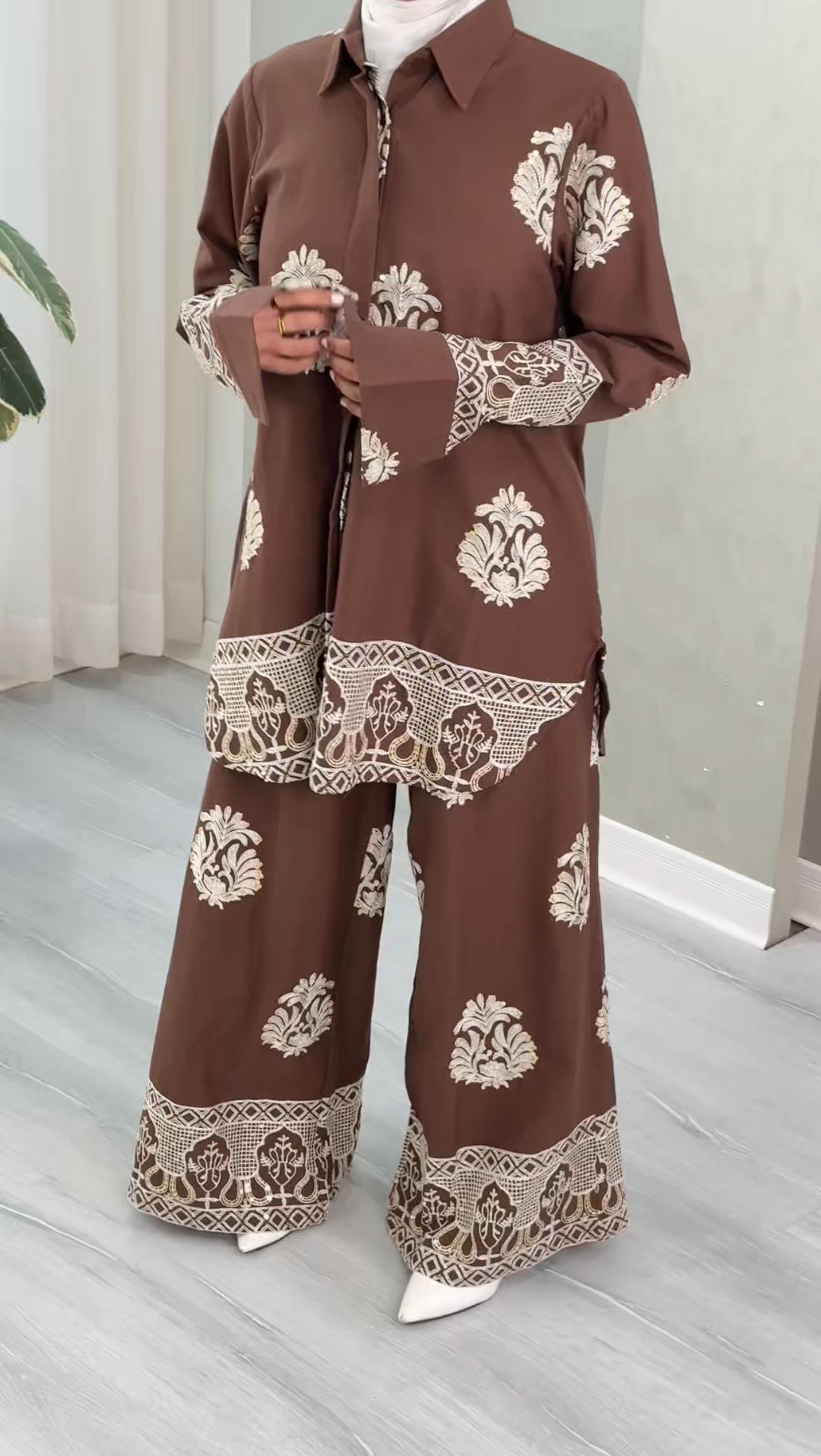 بدلة نسائي