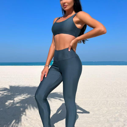 مايوه مع جاكيت