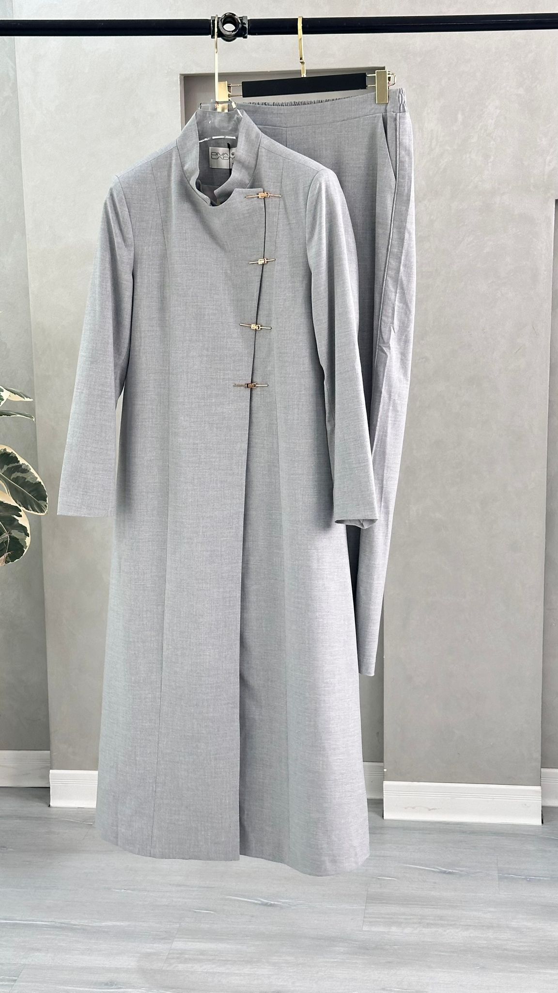 بدلة نسائي طويل