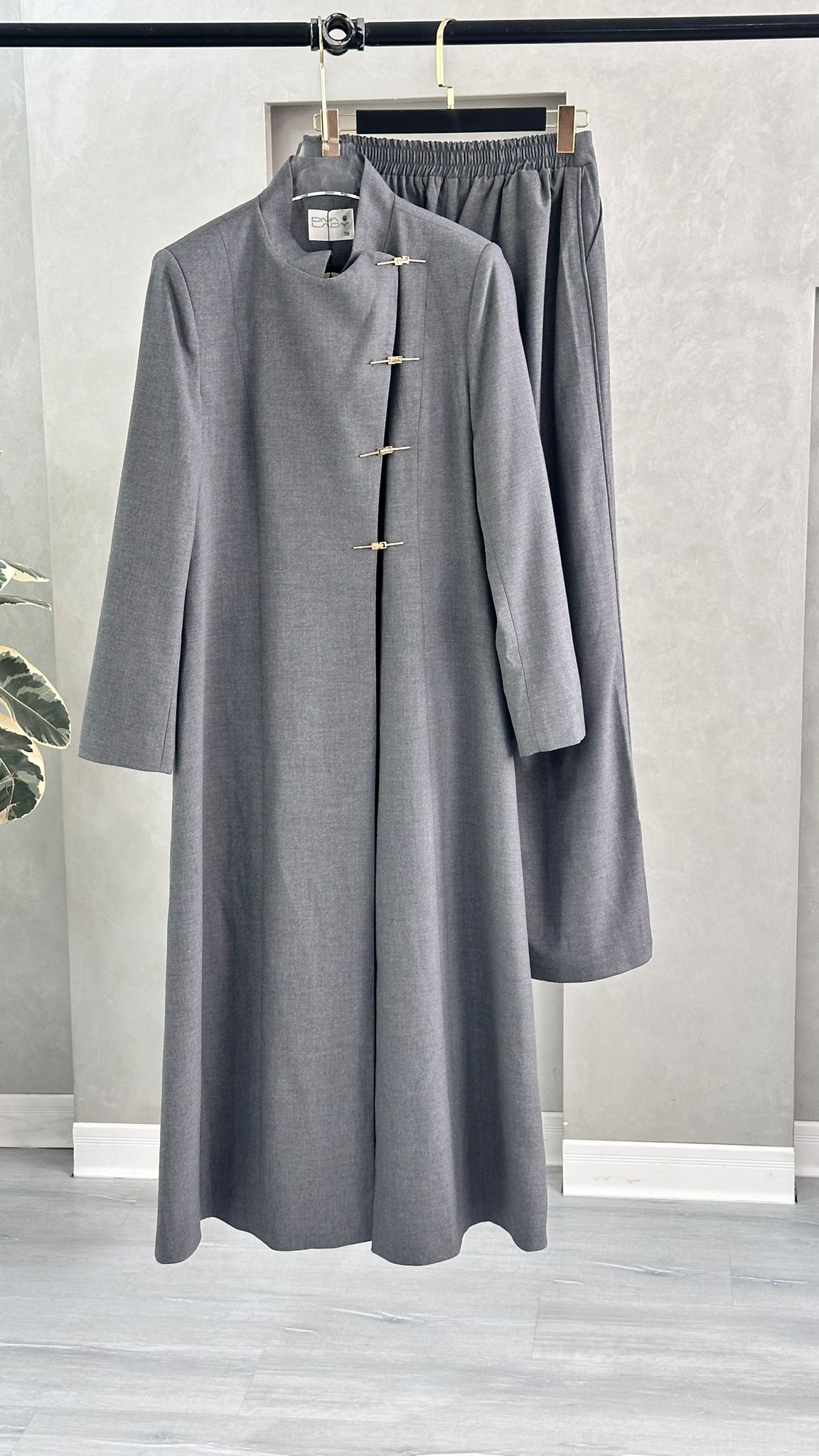 بدلة نسائي طويل