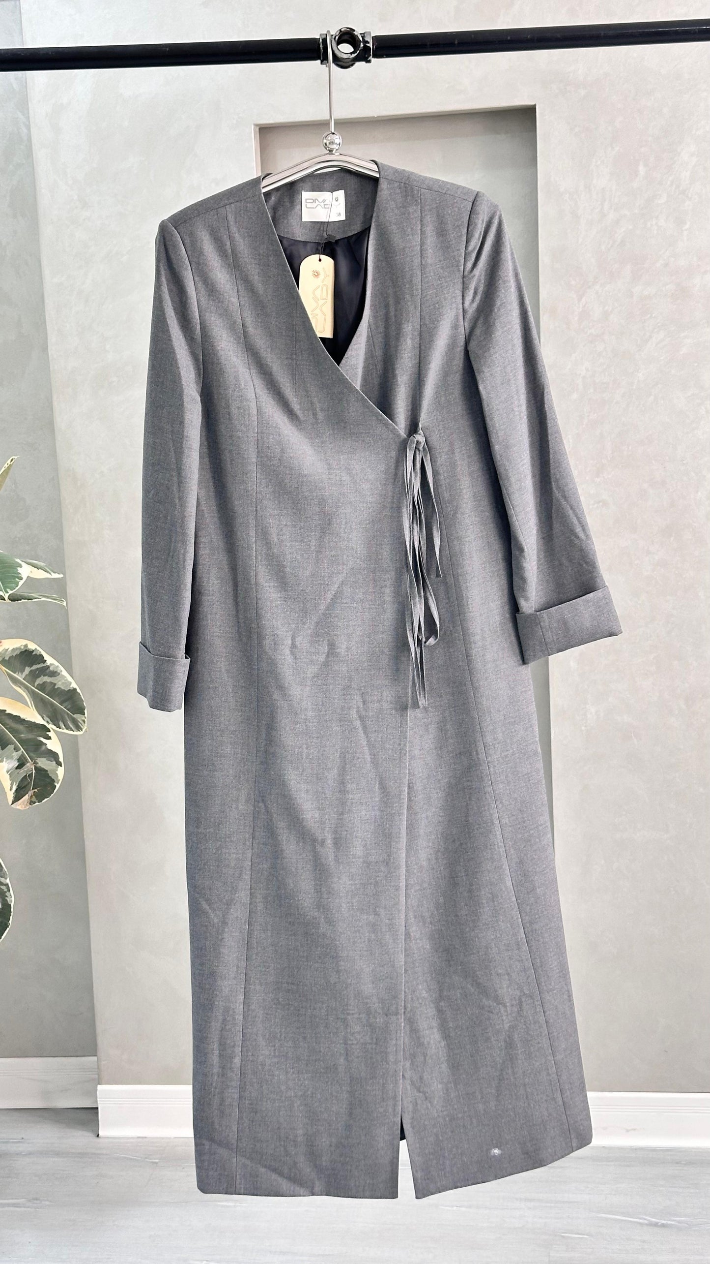 جاكيت نسائي لف طويل