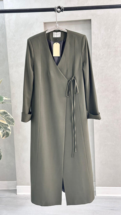 جاكيت نسائي لف طويل