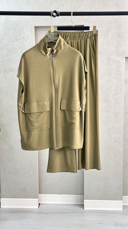 بدلة نسائي نص كم