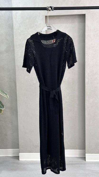 فستان نسائي