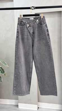 بنطلون جينز