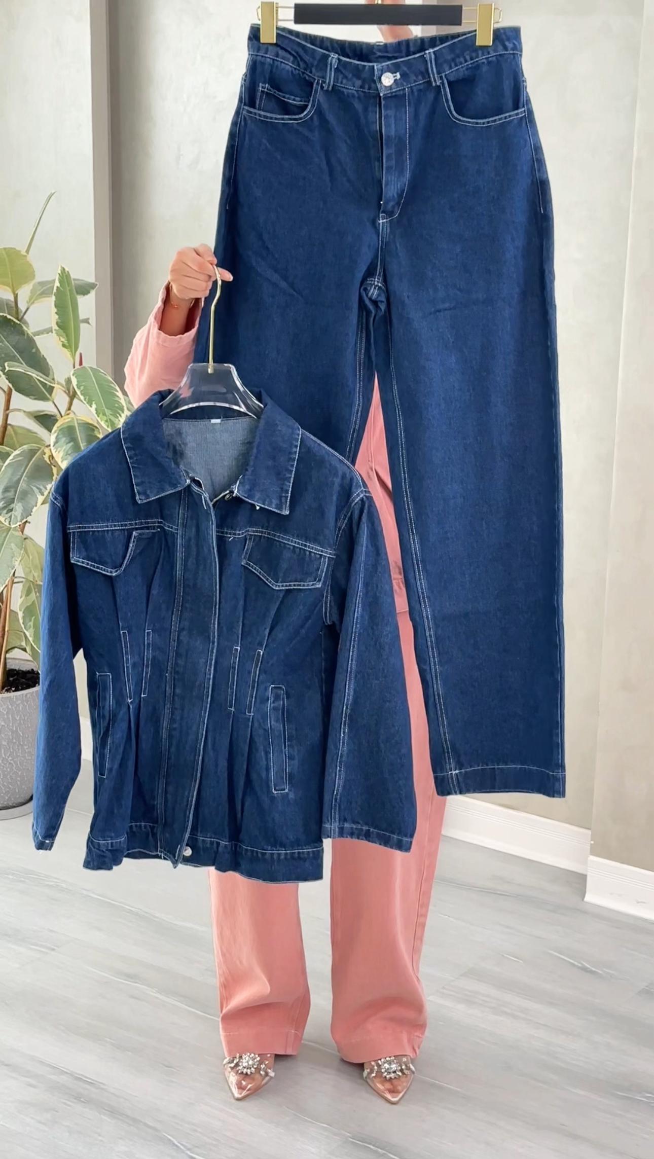 بدلة بتصميم خصر انيق