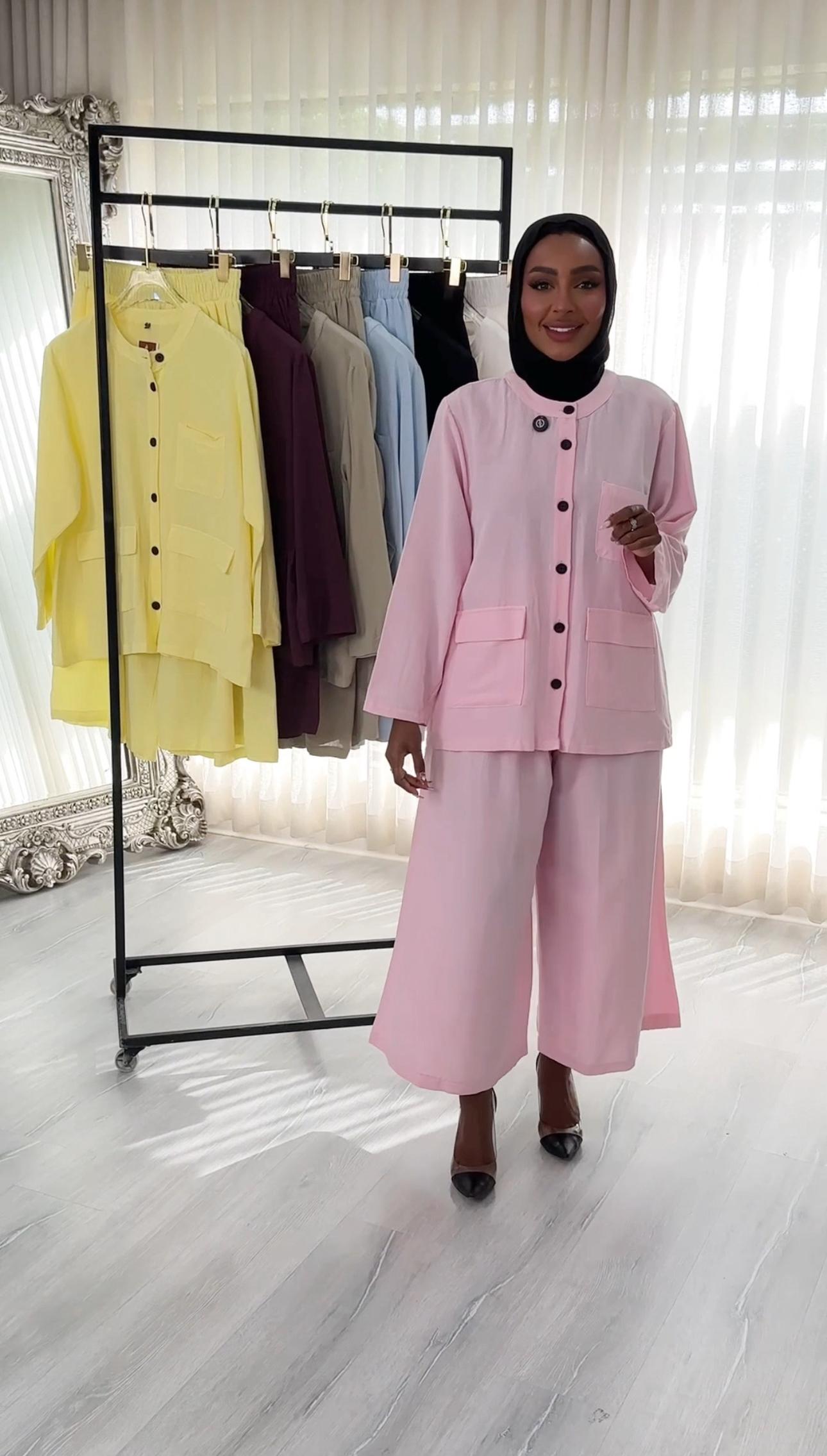 بدلة نسائي