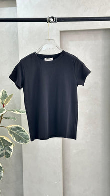 تيشيرت نسائي