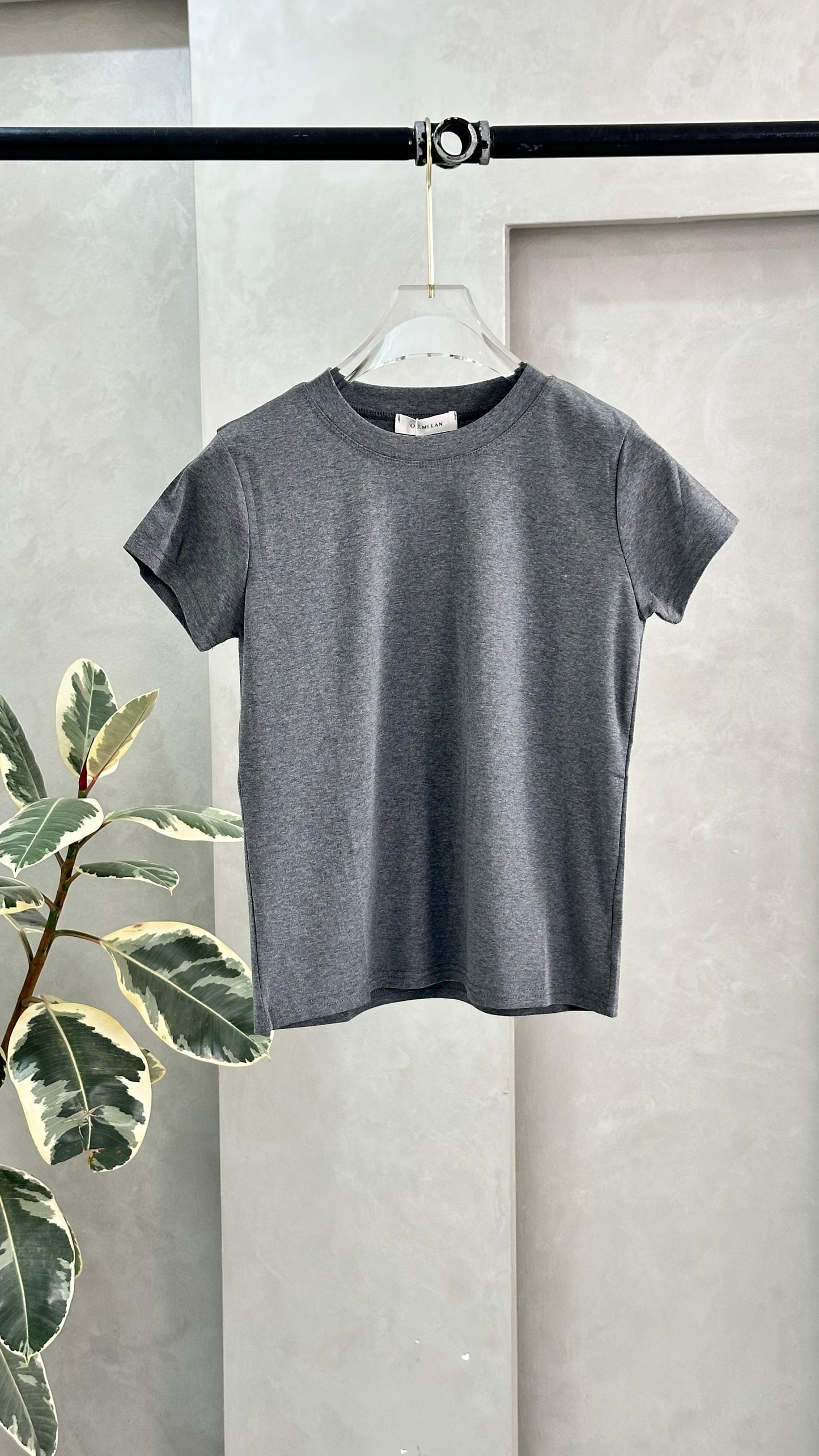 تيشيرت نسائي