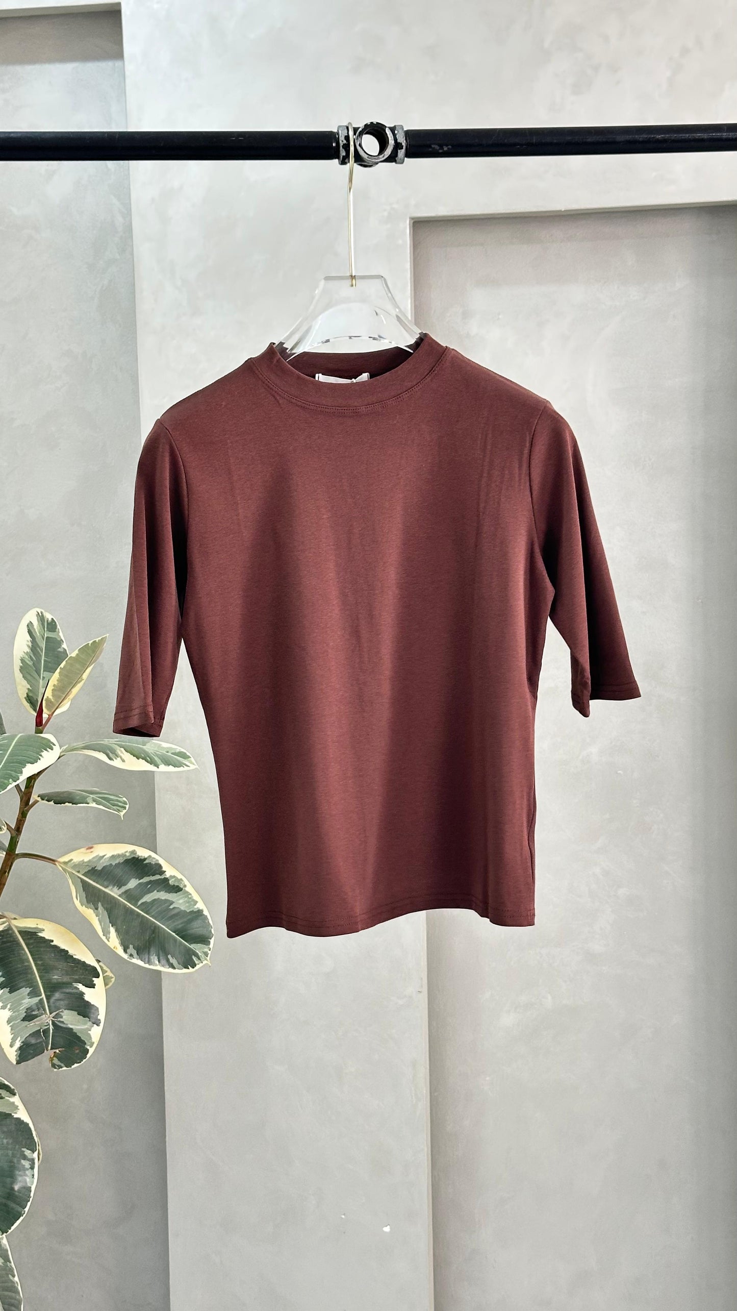 تيشيرت نسائي