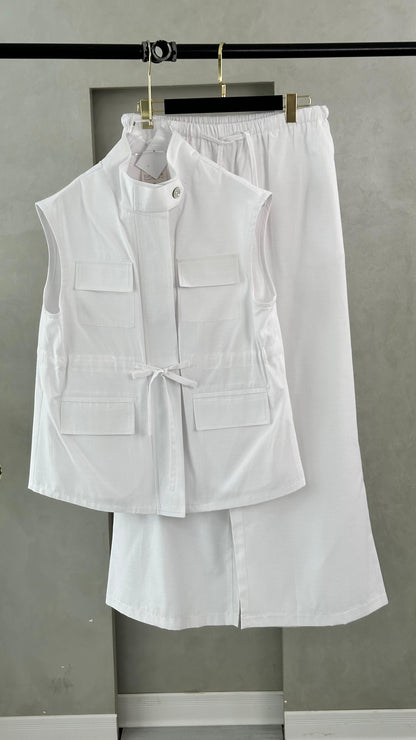 بدلة نسائي بدون اكمام