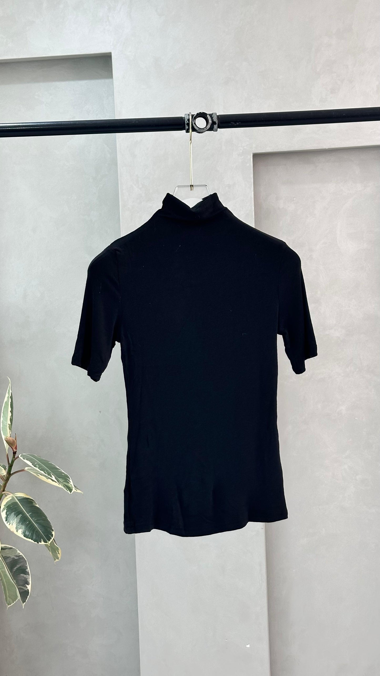 تيشيرت نسائي