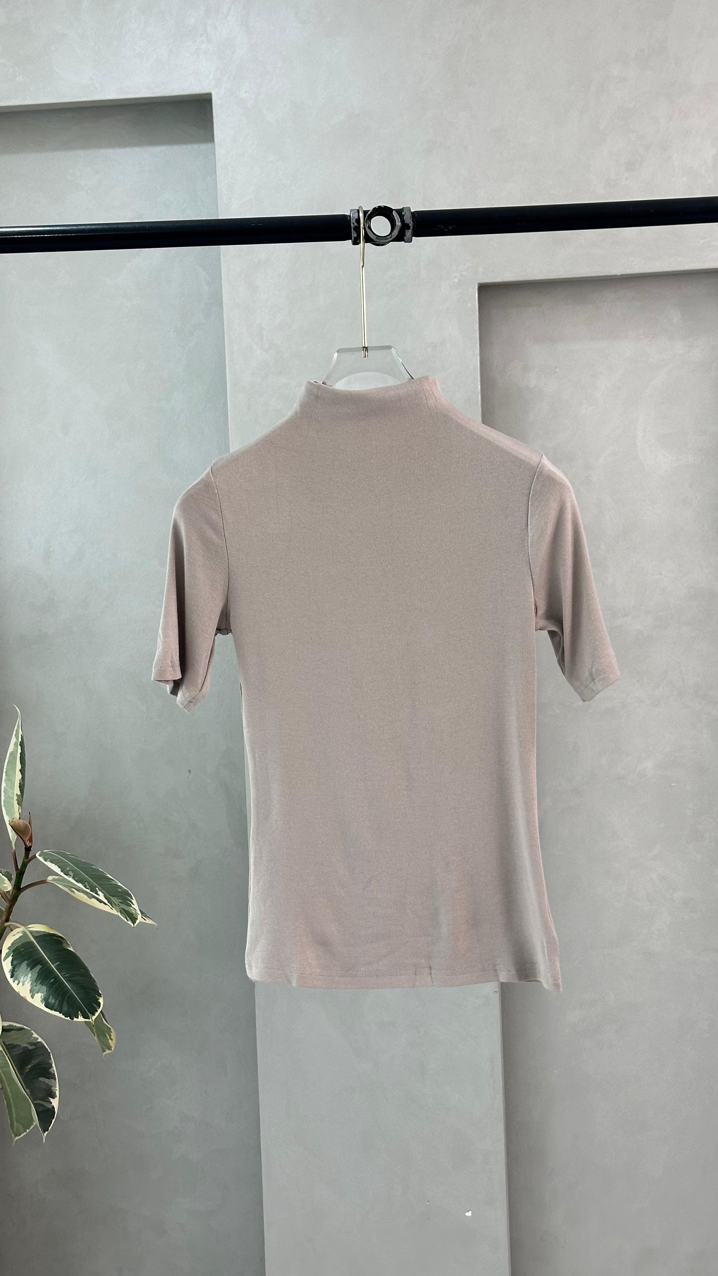 تيشيرت نسائي