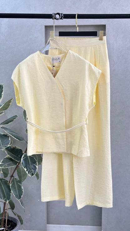 طقم نسائي انيق