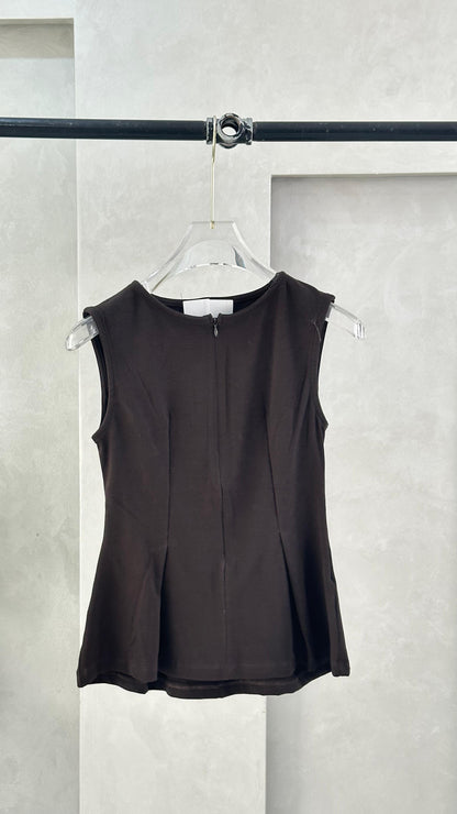 بلوز نسائي من غير اكمام