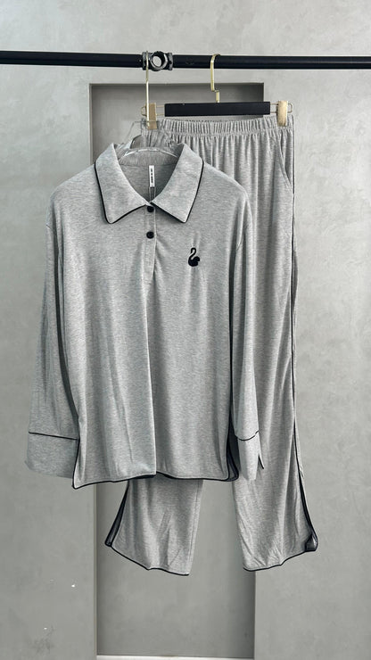 بيجامة نسائي سادة