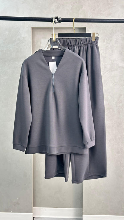 بدلة نسائي مريحة