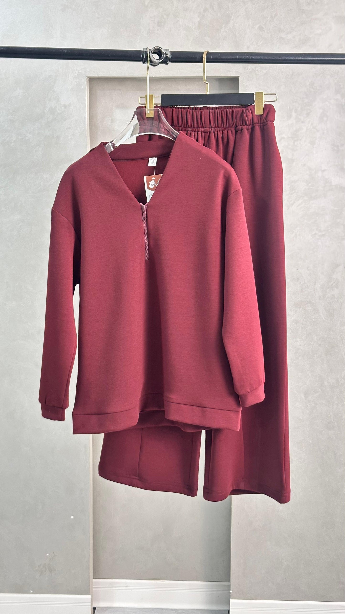 بدلة نسائي مريحة