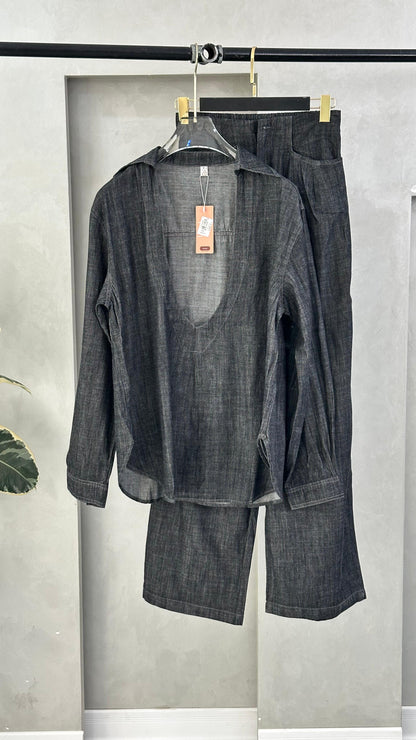 بدلة بقصة رسمية مريحة