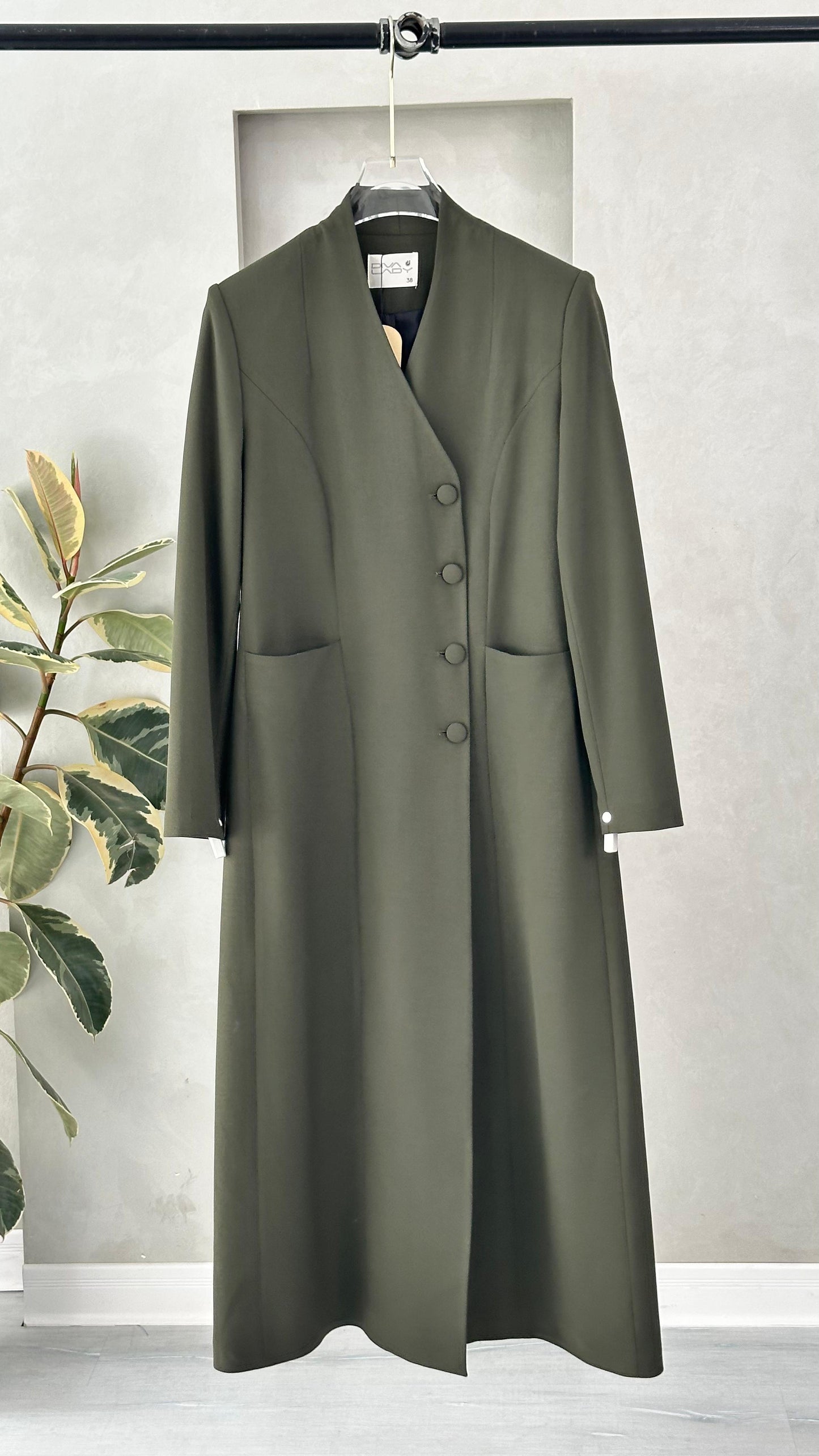 جاكيت نسائي ازرار جانبية