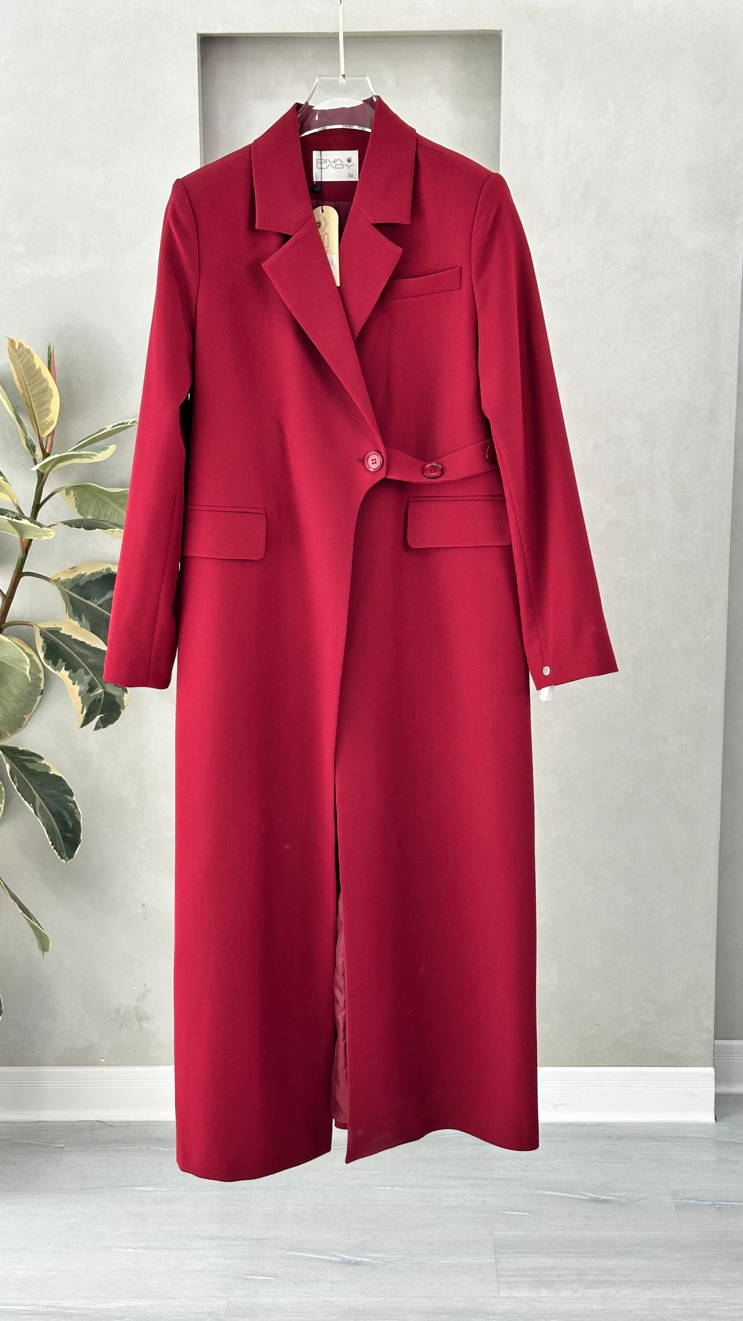 جاكيت حزام ع جنب ازرار