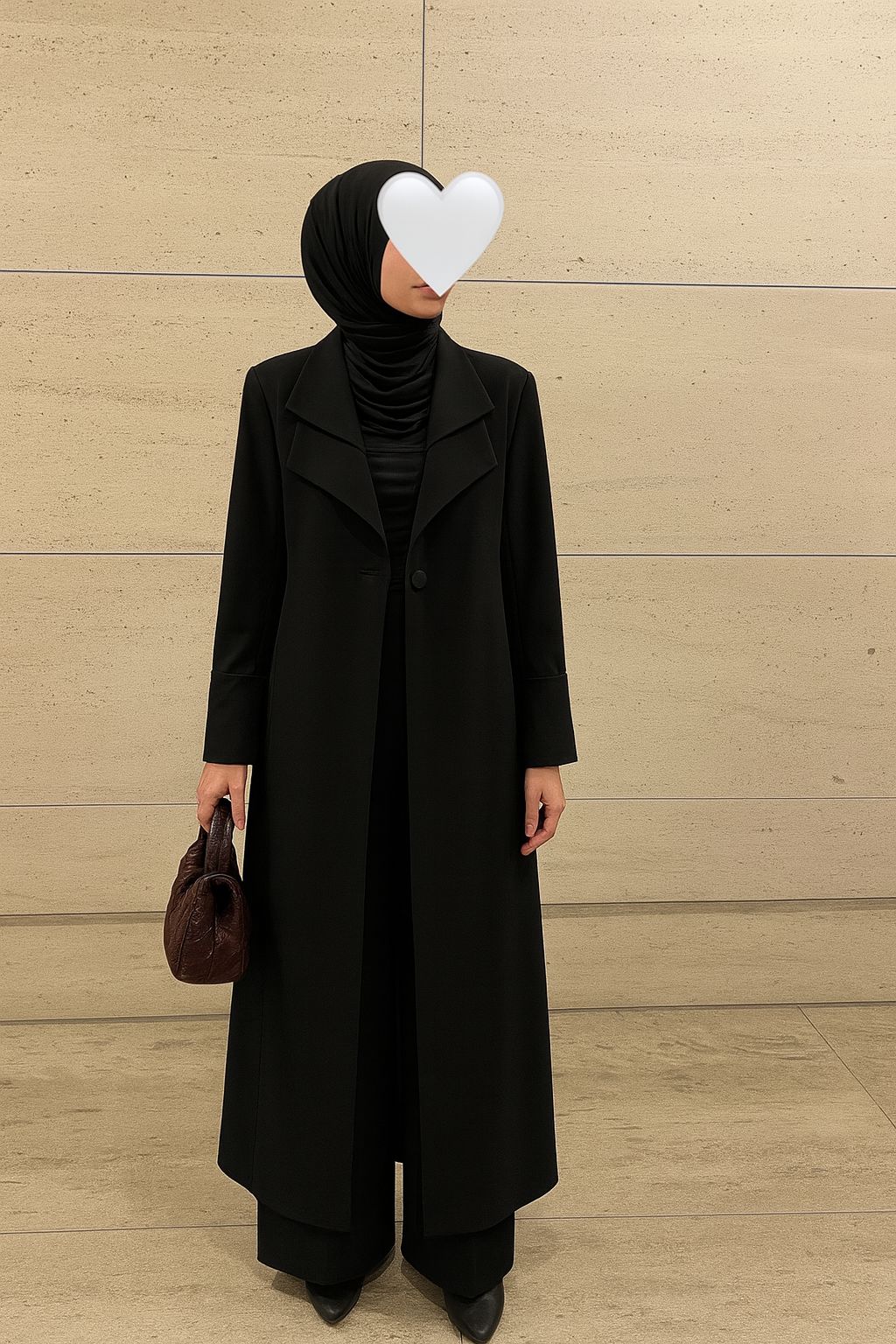 جاكيت نسائي بياقتين