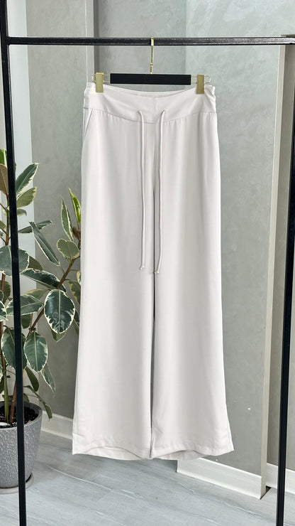 بنطلون رسمي فضفاض