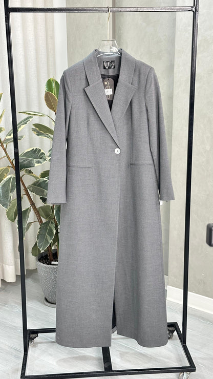 جاكيت نسائي مع زر