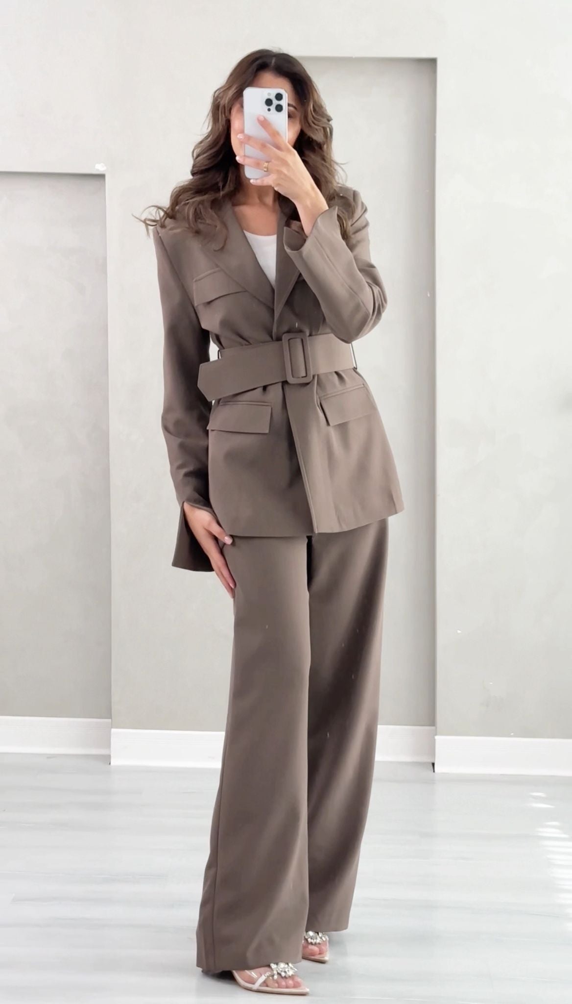 بدلة رسمي حزام