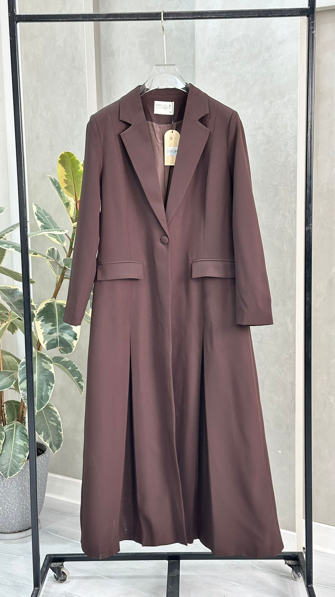 جاكيت نسائي طويل