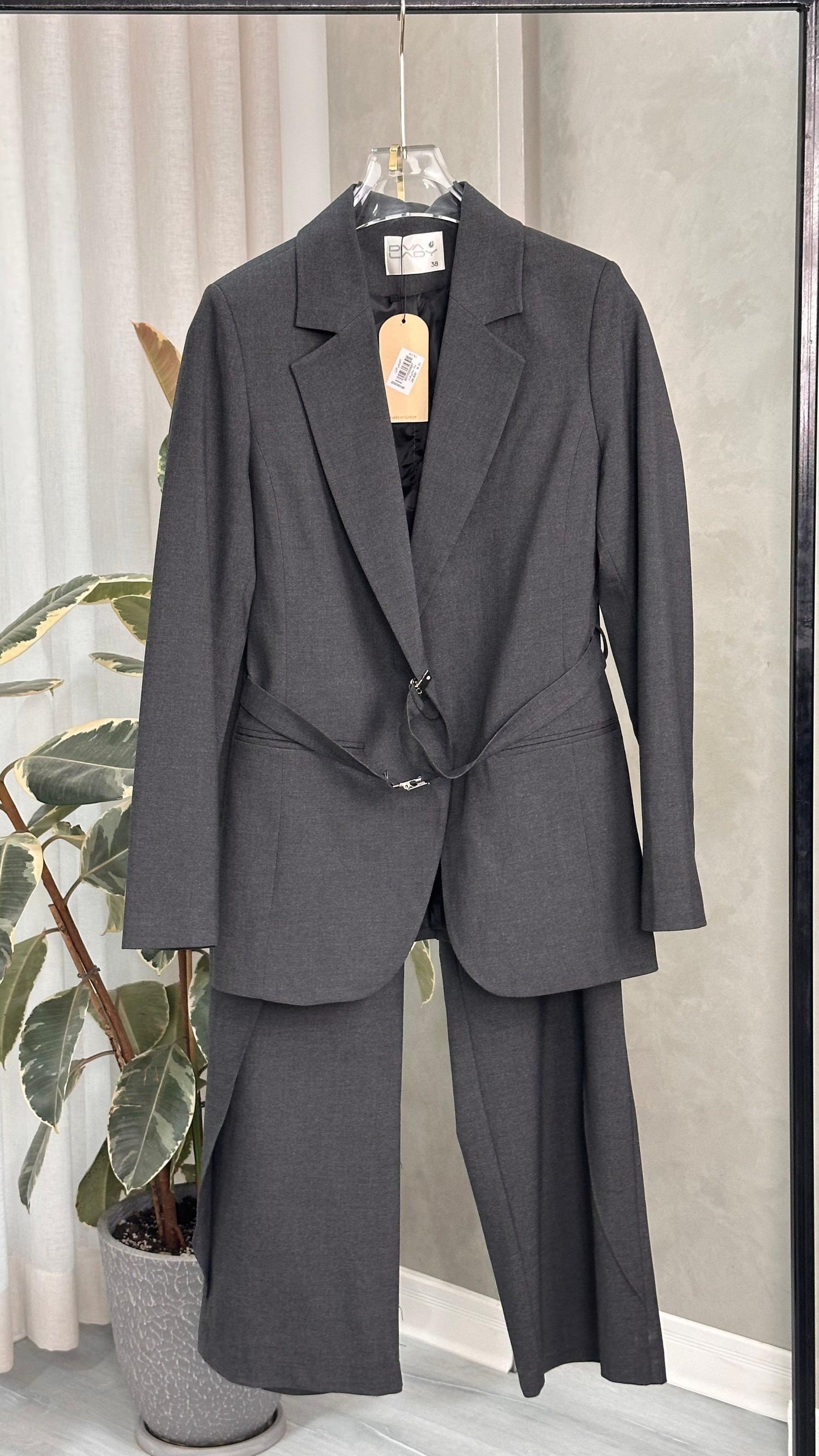 بدلة رسمي حزام