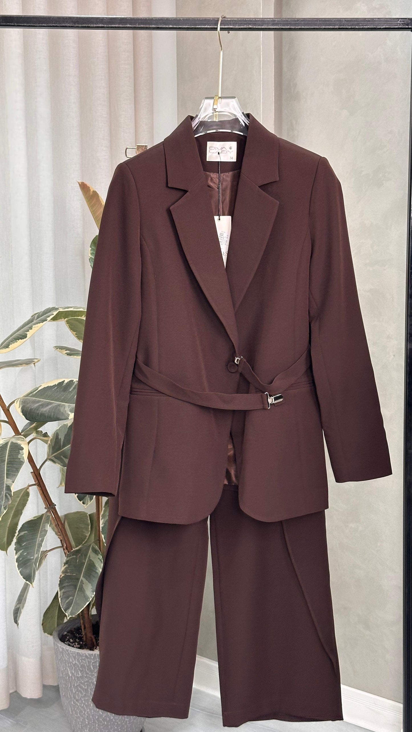 بدلة رسمي حزام