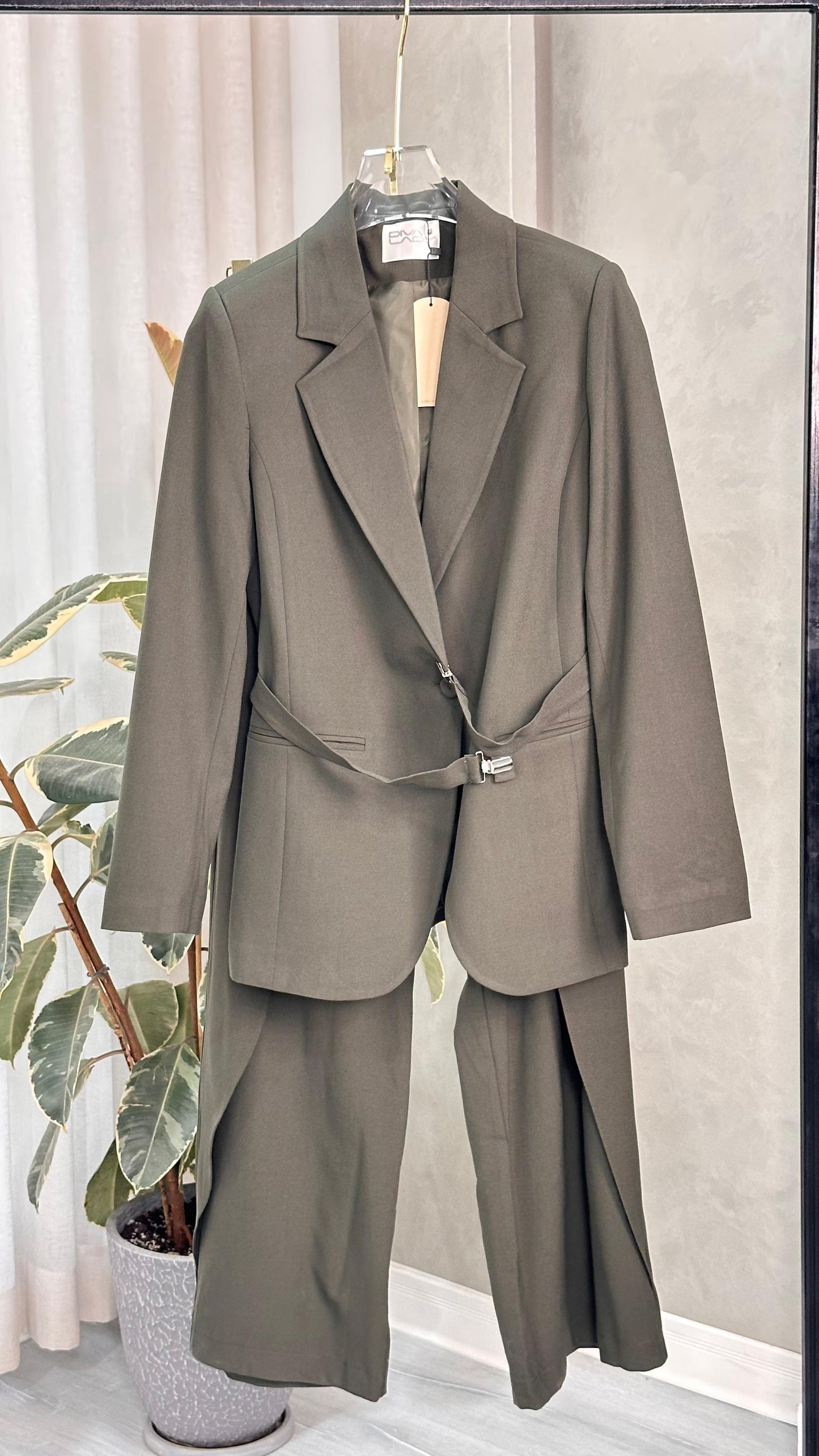 بدلة رسمي حزام