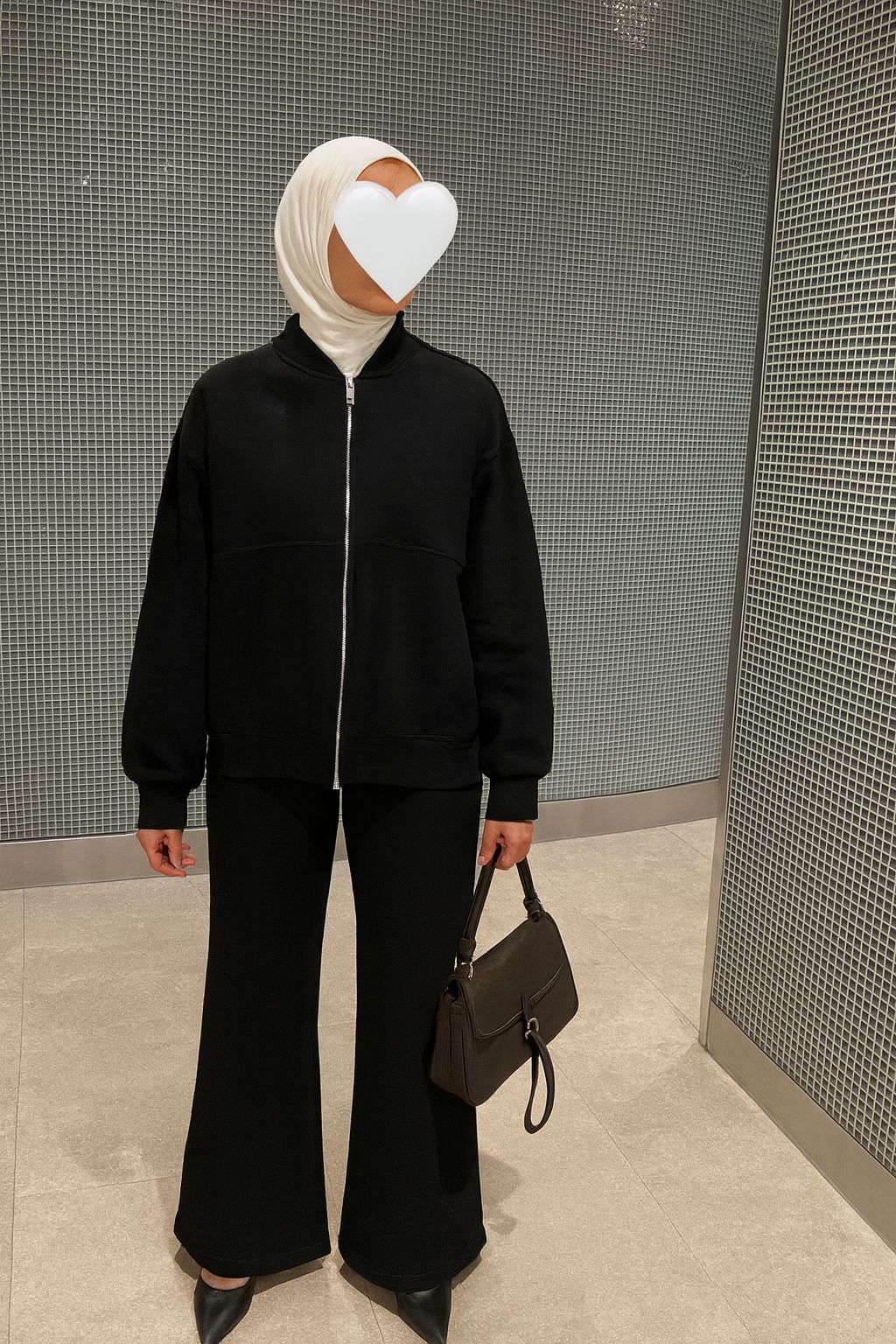 بدلة سحاب نسائي