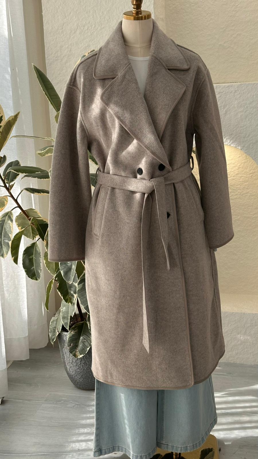 جاكيت جوخ نسائي انيق وعصري