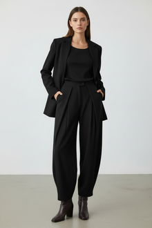 بنطلون نسائي