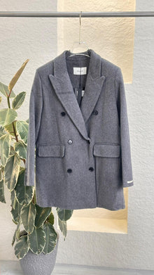 بليزر رسمي كلاسيكي بأزرار مزدوجة