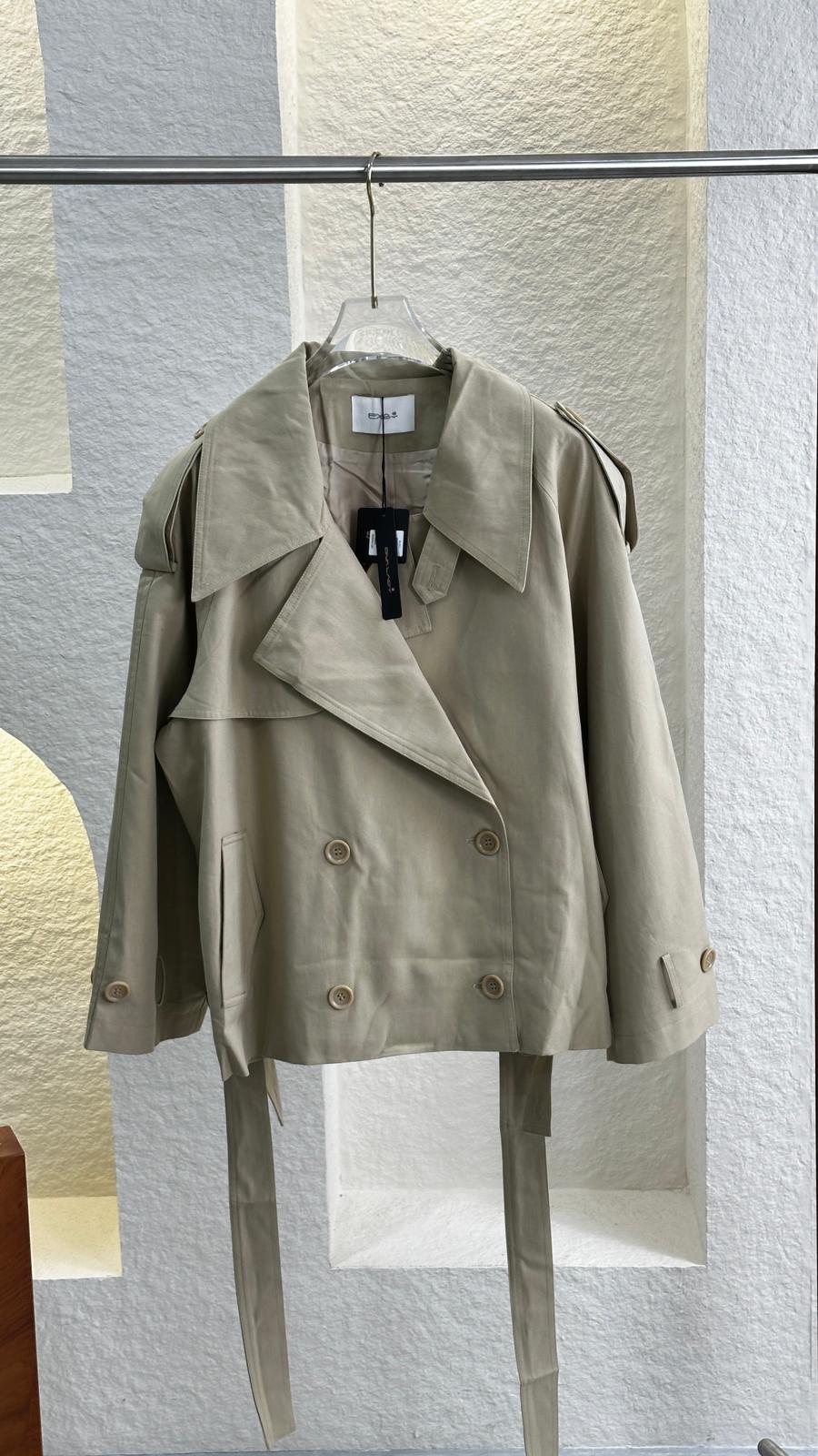 جاكيت نسائي