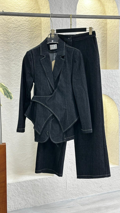 بدلة جينز نسائي