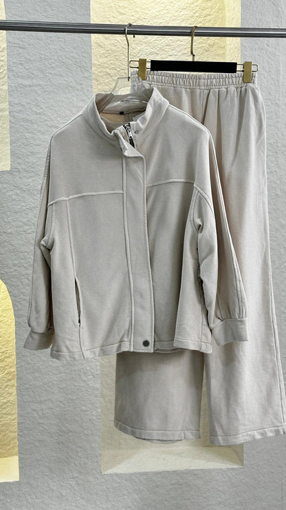 بدلة نسائي سحاب