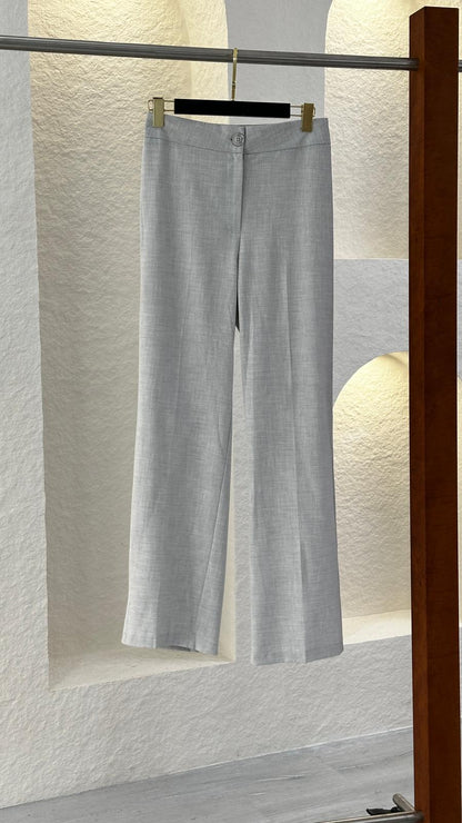 بنطلون نسائي كلاسيكي