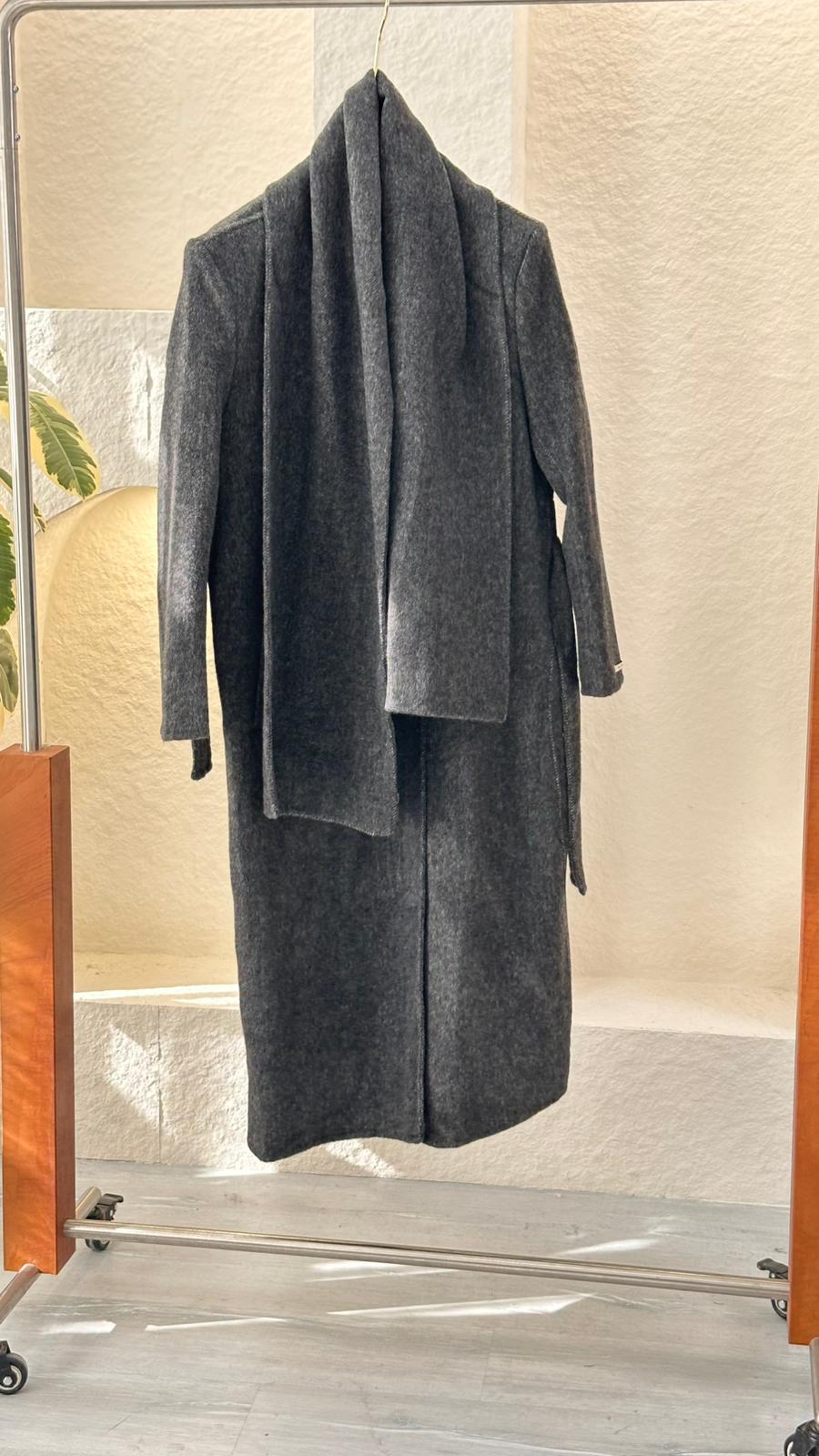 جاكيت نسائي اسكارف