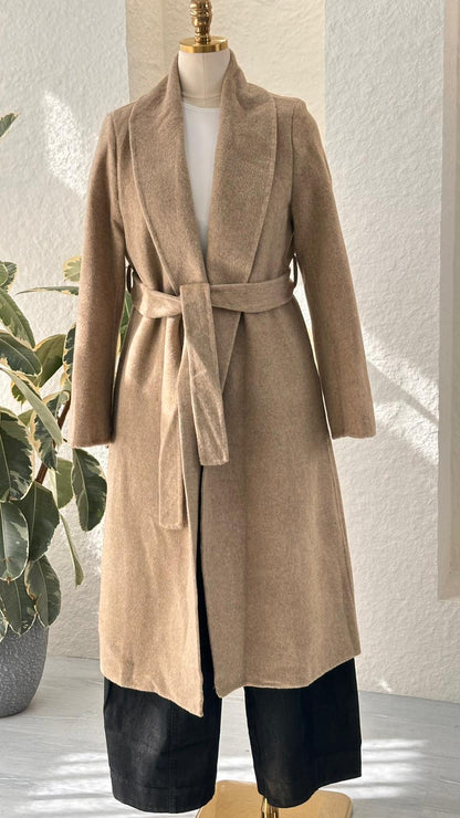 جاكيت جوخ نسائي عريض